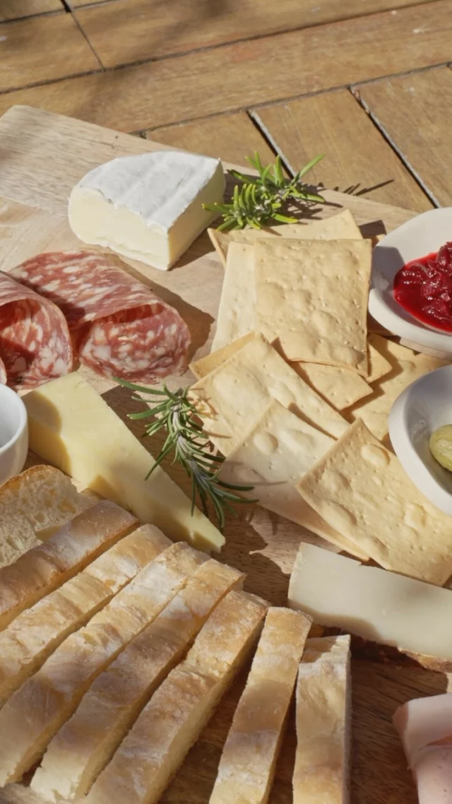 Regional platters served daily, created with our talented local producers. 

Cellar door open 11am - 4pm all long weekend.

246 Elliott Road, McLaren Flat